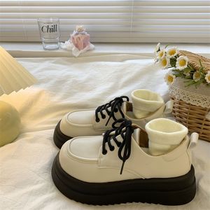 British style spring and autumn lace up small leather shoes for women's 2024 new sponge cake thick sole retro single shoes