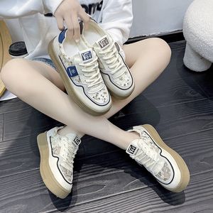 Fashionable thick soled small white shoes for women's 2024 new summer niche design versatile breathable mesh casual sports sneakers