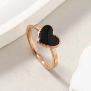 Steel New Titanium Ring for Wowomen Light Luxury High end Simple Fashionable Love Couple Non fading