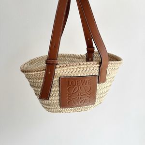 Lyx hink raffias korg halm anagram väska mens tote handväska fold shopper designer väskor stora väv reser korsbodi axel sommar duffelkoppling strandsäckar