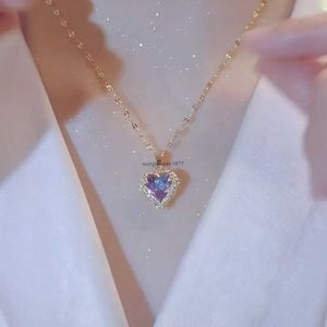 2024Colorful Love Crystal Necklace with High Quality and Light Luxury Ocean Heart Collar Chain Unique Design Versatile Gift 1