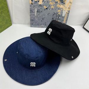 Cap Designer Bucket Hat Casual Unisex Luxury Caps för Womens Outdoor Gorro Summer Cowboy Fitted Mens Hats Wide Brim Curved Brim Vintage Top Luxury MZ148 H4