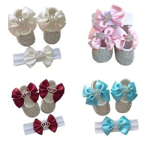 First Walkers Dollblbling Scarkle Pearly Baby Shoes and Head Bash Born Ciucier Gift Set Brand Designer Designer Brand 0-1Y Girl Crib Ballet Shoes 230313