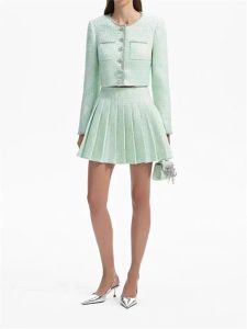 Ubierz damskie sukienki wiosenne Tweed Tweed garnitur z plisowaną mini spódnicę ALINE i Rhinestone z paliwem na guziki Elegancki zestaw