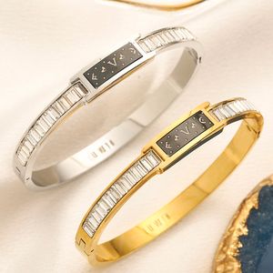 Hochwertige Gold Silber Designer Armbänder Brandbrief Bankel Schmuck Hochzeit Geschenke Männer Damen Kristallarmband Liebhaber Edelstahl Mode -Accessoire Geschenke