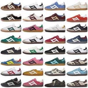 2024 Shoes Vegan OG Casual Shoes for Men Women Designer Trainers Cloud White Core Black Bonners Collegiate Green Gum Outdoor Flat Sports Sneakers 36-45