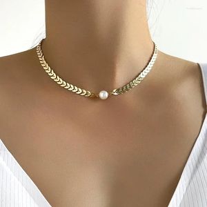 Correntes colares de moda para mulheres Personalidade simples Chain Chain Pearl Garufk Fish Bone Colares Handmade Jóias por atacado