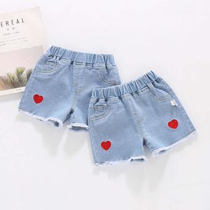 Джинсовая короткая картина сердца для летних джинсов детские детский стиль одежда для девочек F4531