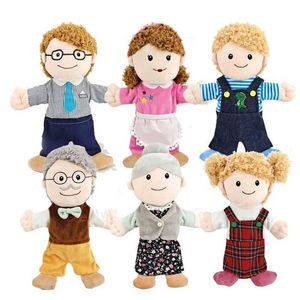 Dolls Family Hand Puppet Doll Stuffed Plush Toy Glove Grandparents Mom Dad Plushie Educational Story Telling Cognition Figure for Kids G240529