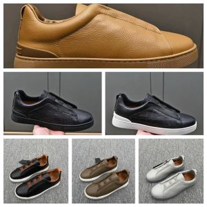 2024 Fashion Design Leather Casual Board Men's Shoes New Cowhide Low-Top Business Leather Men's Flat Kör reseskor