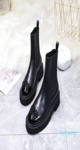 Designer Luxury Ankle Boots Women Leather Martin Boot Classic Fashion Calfskin Short Booty1509150