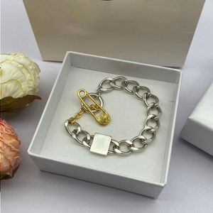 Designer smycken tjock kedja bokstav coola armband 18k guld silver hip hop platta agat fashioncharm kedja för kvinnor bröllop gåva parti argxc