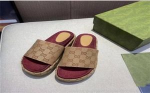 Fashion G da uomo sandali da donna Slifori Slide Designer Luxury Teli piatti Flip Flops Scarpe ricamato Sandalo in gomma L5649511