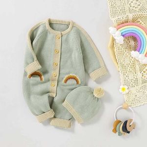 Rompers Autumn Baby Rompers Knit Infant Clothing Hat 0-18m Ovanorgs Rainbow Playsuit新生児の少年ジャンプスーツ長袖衣装2pc y240530lv8vv