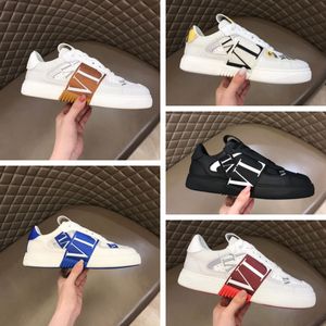 Designer Luxury Brand Mens And Womens Sports Casual Shoes Leather Patchwork Low-Top Round Head Fashion Flower Sports Sneakers Lace-Up Runway Platform Wedge Shoes