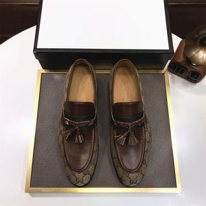 럭셔리 브랜드 남성 가죽 신발 편안한 패션 디자이너 남성 로퍼 여름 캐주얼 신발 크기 38-46