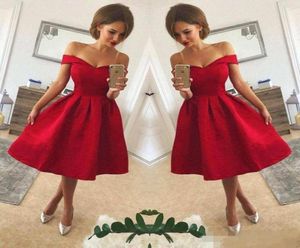 2018 Simple Red Off The Shoulder Satin A Line Short Party Dresses Ruched Knee Length Short Homecoming Cocktail Prom Gowns7624764