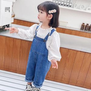 Vår- och höstbarnskläder Nya barns denim Överaller Baby Girls Casual Pants Korean Fashion Jeans 240531