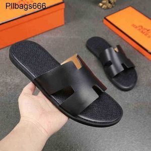 Mens Slipper Izmiss Designer Sandals European Station Breathable Beach Trend Hbrand Leather Large Anti Slip Flip Flop 9u0q 1zlz