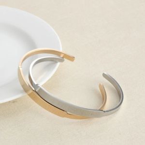 Armreifen 5 teile/los 2017 Neue gold 6mm breite edelstahl blank armband Manschette Freundschaft Armreif armband material