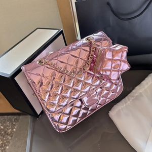 Glänzende Damen-Rucksack-Designer-Klassiker-Klappentasche mit Stern-Münzen-Geldbörse, Lackleder, goldene Metallbeschläge, Abendtaschen, Luxus-Cross-Body-Schulterhandtasche