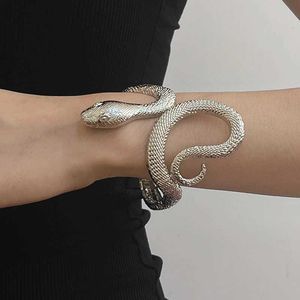 Bracciale aperto a forma di serpente neutro gotico a catena adatto per donna uomo braccialetti con struttura in metallo punk hip-hop regali di gioielli alla moda per feste Q240401
