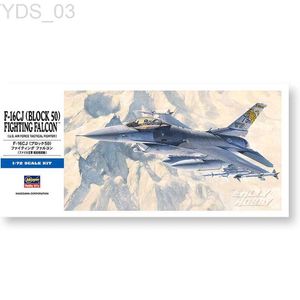 航空機MODLE HASEGA 00448アセンブリモデル1/72 F-16CJブロック50ファイティングファンコン米国空軍戦闘戦闘機軍事モデルの趣味DIY YQ240401