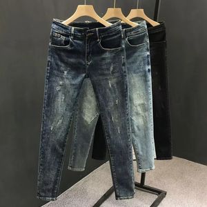 Mens luxo 2023 estilo coreano elasticidade confortável cowboy streetwear rasgado designer casual denim jeans magros para homem 240323