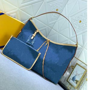 Beach Bag Hot selling luxury goods designer women's shopping bag with wide shoulder strap denim handbag luxury versatile single shoulder large capacity handbag