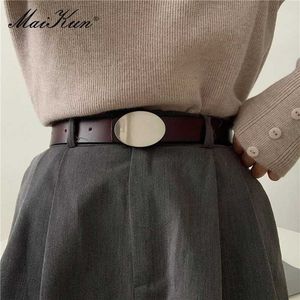 أحزمة Maikun Leather Leather Womens Belt Summer Retro بسيطة ومطابقة بالكامل حزام Mens Mens Q240401