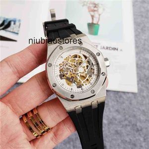 Mens Mechanical Luxury Watch Fashion Tape Automatic Swiss varumärkesdesigner Vattentäta armbandsur Full Rostfritt stål Automatisk rörelse