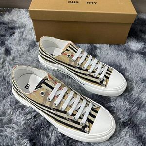 Sneakers Cotton Print Vintage Check Designer Dress Shoes For Women Casual Low Flat Sneaker Archive Beige Burberrilies Canvas Plaid Calfskin Womens Trainers