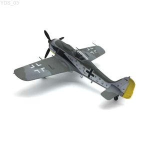 Aircraft Modle 1 72 FW190 Tabletop wystrój samolot Modelowa zabawka dla prezentów Hoilday Bolektable YQ240401