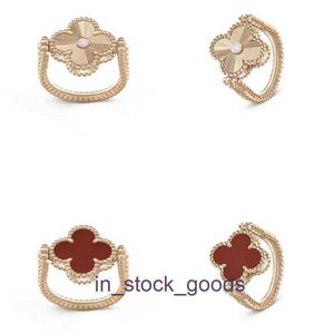 High grade designer rings for womens vancleff New Laser Red Chalcedony Flippable V Gold Double Flower Double sided Clover Flipped Transport Original 1to1 with logo