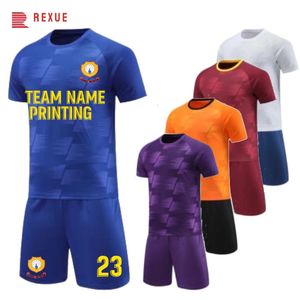 Custom Soccer Jersey 23-24 Football Set For Men Children Quick Drying Breathable Personalized Team Uniform Tracksuit 2 Pieces 240315