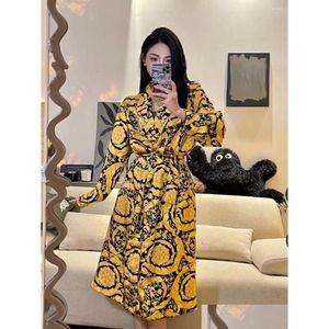 Womens Trench Coats T12330 Fashion Women Jackets 2024 Design Dresses Drop Delivery Apparel Clothing Outerwear Dhzcq