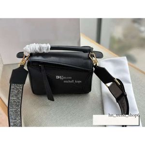 10a moda makyaj çanta omuz çantası bulmaca büyük kapasiteli fermuar açılış deri torba gövde keten ayarlanabilir omuz kayışı tatil gündelik crossbody tasarımcılar 877