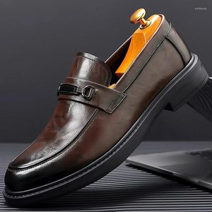 Casual Shoes klasyczny skóra dla mężczyzn Slip on Oxfords Formal Wedding Party Office Business Dress Mężczyzna jazda