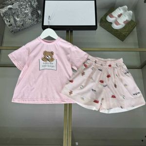 Classics per bambini tracce di set di pinzette per ragazze Sumpi Rosa T-shirt abiti da design per bambini Designer taglia da 100-160 cm maglietta per ragazze e pantaloncini 24mar