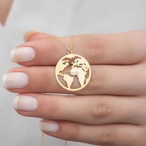 Pendant Necklaces Stainless Steel Necklace for Women Fashion Round World Map Pendants Necklaces Jewelry Christmas Gifts Give Girlfriend Wholesale 240330