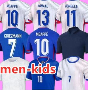 フレンチクラブフルセット2024ベンゼマサッカージャージ24 25 Giroud Mbappe Griezmann Saliba Pavard Kante Maillot De Equipe Maillots Men / Kids Kit Football Shirt