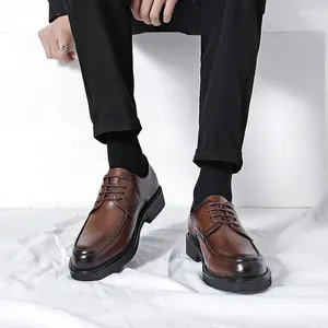 Sapatos casuais marca italiana negócios homens de couro genuíno grosso sola resistente ao desgaste vestido de banquete