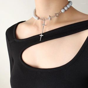 Hänge halsband American Fashion Cross Collar Chain Titanium Steel Necklace Retro Personlighet smycken gåva för kvinnor