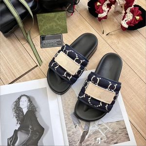 Sandálias de grife Itália Slippers Paris Novos deslizamentos de borracha Sandálias Floral Brocade Homens Homens Slipper Bottoms Flip Flip Flips Fashion Fashion Beach Slipper