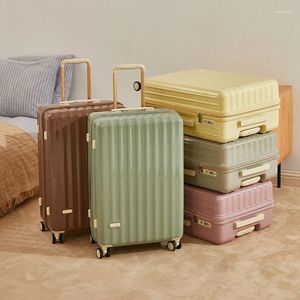 Suitcases Ultra Light Suipcase Trolley Trunk Mały świeży bagaż uniwersalne koła Pudełko z podróżą na pokład 20 22 24 26 28 cali