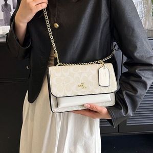 أزياء مصمم كلاسيكي أزياء Crossbody Bag Designer Women Handbag Counter Counter Facs Luxurys Designers Handbag Leather Tote 8Colour