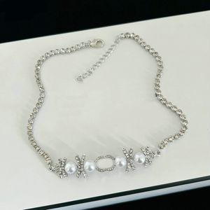Designer halsband choker lyx varumärke brev hänge halsband mode kvinnor pärla halsband fest smycken tillbehör