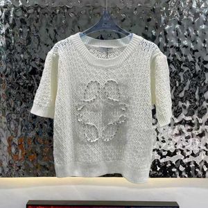 Damen-Strick-T-Shirts, Designer-Mode, hohler Pullover, gestrickte Wolle, Tank-Top, T-Shirt, Sommer, Rundhals-T-Shirt, Loe-Stickerei mit Diamant-Kurzarm-Shirts, Pullover B489