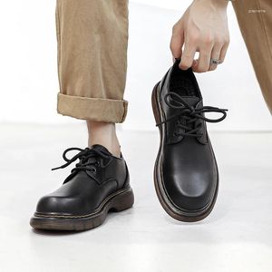 Buty zwykłe marka gęsta dolna czarna placa bezpieczeństwa wołowiny ścięgna zewnętrzna skóra zewnętrzna Praca Oxford Lace Up B197