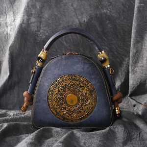 Umhängetaschen im chinesischen Stil Vintage Damen Handtaschen Kuhleder Umhängetasche Prägemuster Blume Einzigartiges Design